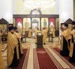 В канун Недели 26-й по Пятидесятнице епископ Серафим совершил всенощное бдение в Никольском кафедральном соборе г. Бобруйска