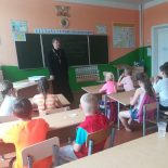 Священник провел духовную беседу со школьниками в Любоничах