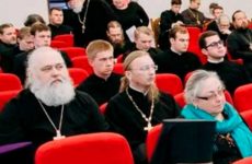 Клирики Бобруйской епархии приняли участие в научной конференции по канонизации святых