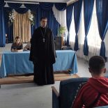 Священник Бобруйской епархии провел беседу с учащимися о жизненных ценностях