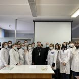 Клирик Бобруйской епархии рассказал студентам медколледжа о сектах