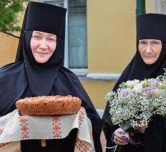 В день памяти Жен-мироносиц в бобруйском монастыре состоялся главный праздник обители