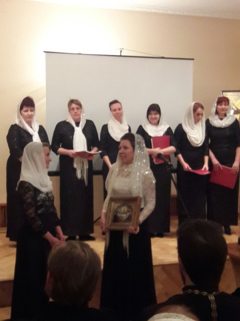 Участники хора Николо-Софийского храма поздравили с 25-летием Праздничный хор Георгиевского храма