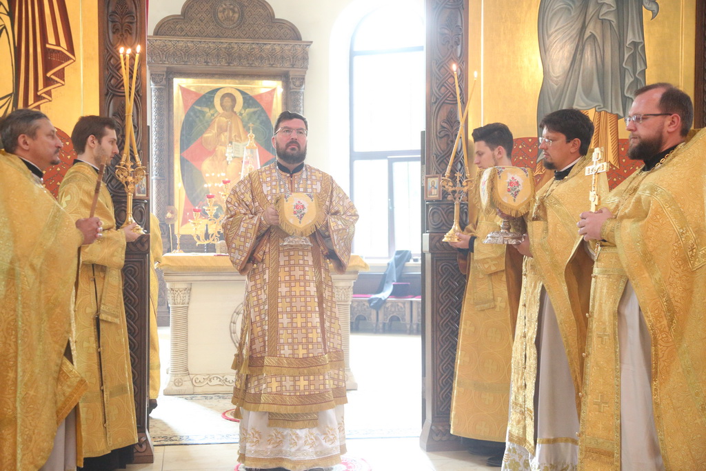 Божественная литургия в день празднества собора Белорусских святых