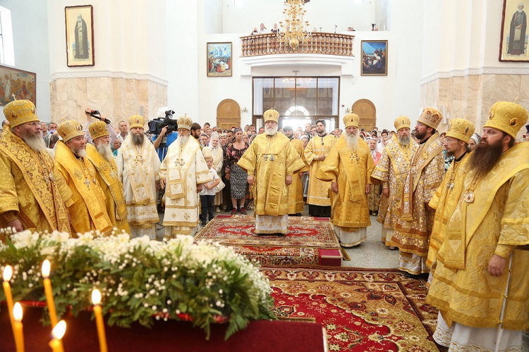Епископ Бобруйский и Быховский Серафим принял участие в торжествах в честь 300-летия со дня рождения святителя Георгия Могилевского