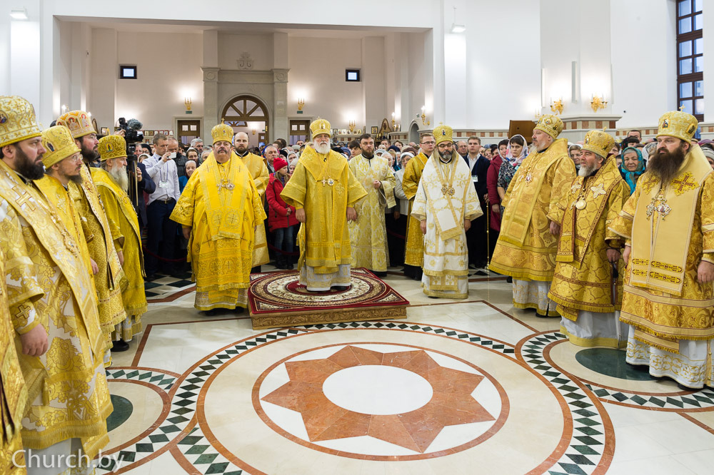 Епископ Бобруйский и Быховский Серафим принял участие в освящении кафедрального собора в Солигорске
