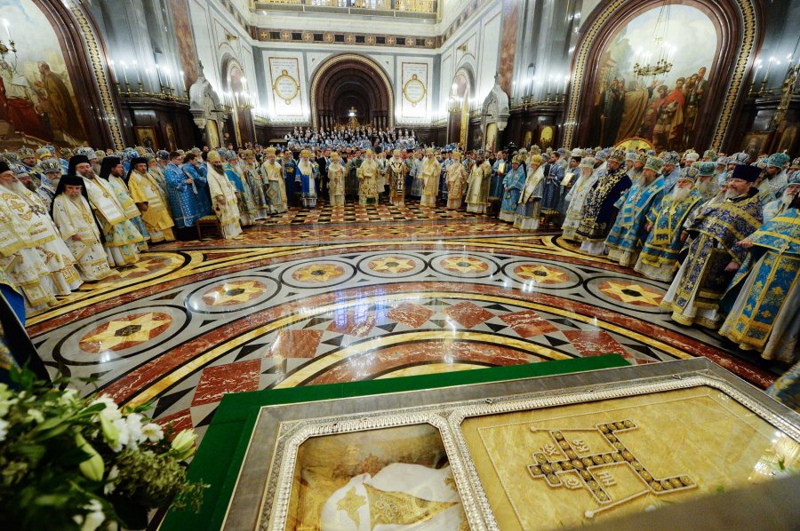 Епископ Бобруйский и Быховский Серафим принял участие в торжественном богослужении в честь 100-летия восстановления Патриаршества