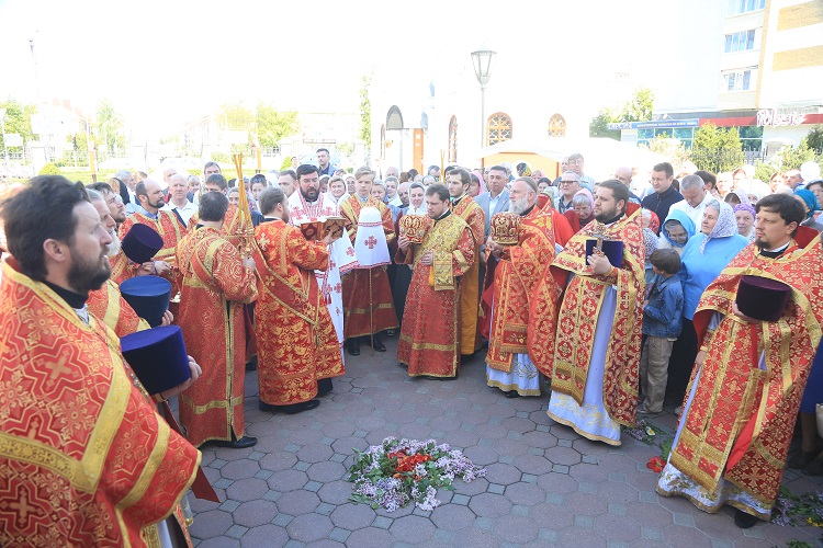 Престольный праздник отмечает сегодня Георгиевский храм Бобруйска