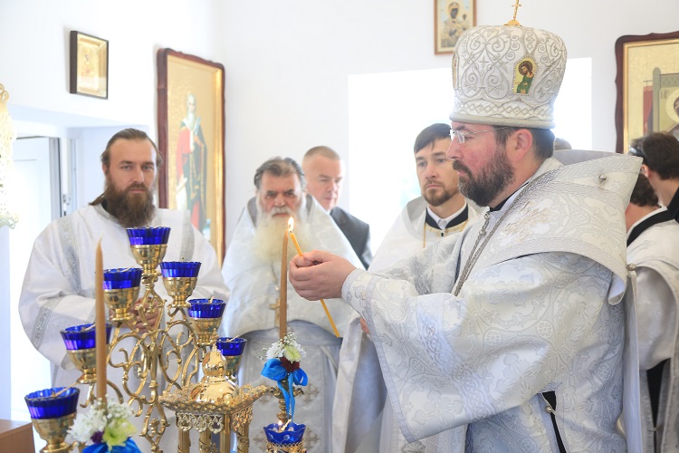 Епископ Серафим совершил великое освящение нового храма и Божественную литургию в с. Корытное
