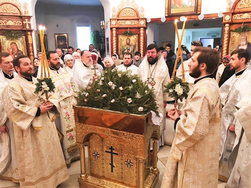 В Неделю 34-ю по Пятидесятнице епископ Серафим совершил Божественную литургию в Сретенском храме Бобруйска