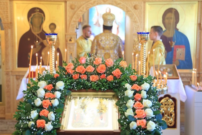 Воскресная Божественная литургия в Елисаветинском храме г. Бобруйска