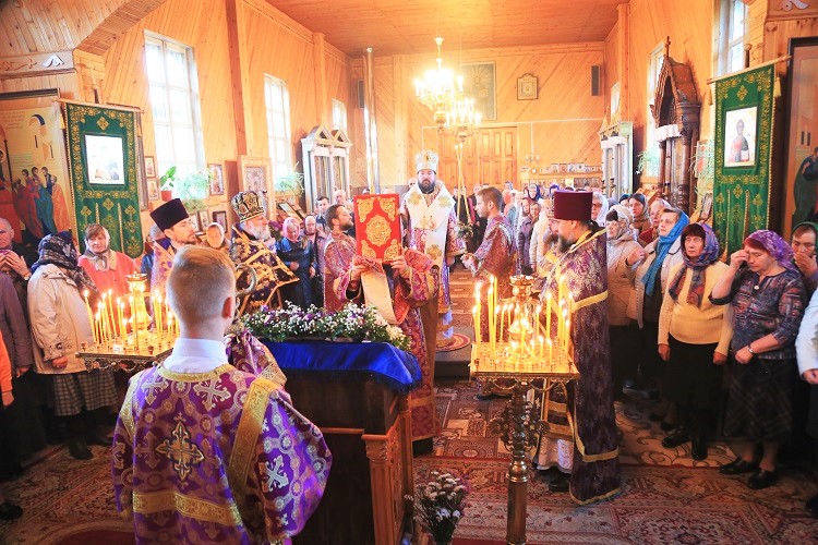 Престольный праздник отметил Крестовоздвиженский храм г. Осиповичи