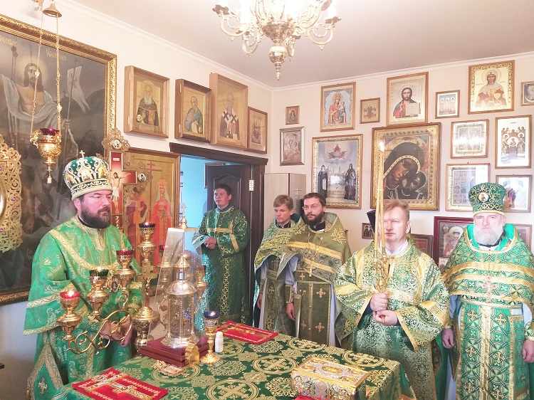 В день памяти преподобного Сергия Радонежского епископ Серафим совершил Божественную литургию в Сергиевском храме пос. Туголица