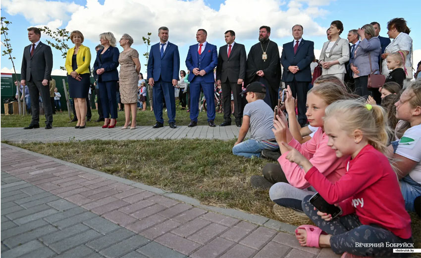 В Бобруйске торжественно заложена памятная капсула на месте строительства новой школы