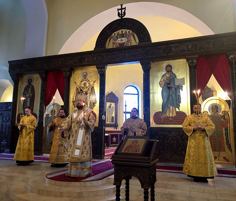 Епископ Серафим совершил всенощное бдение в Никольском кафедральном соборе г. Бобруйска