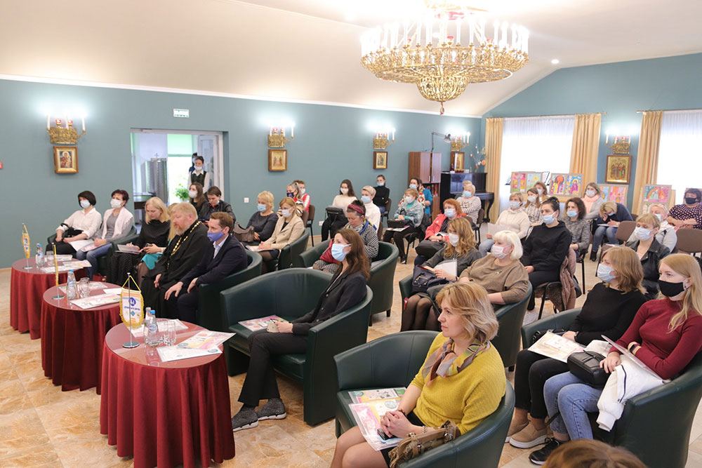 В Бобруйске состоялось торжественное открытие IX Фестиваля поддержки семьи, материнства и детства «Счастье в детях»