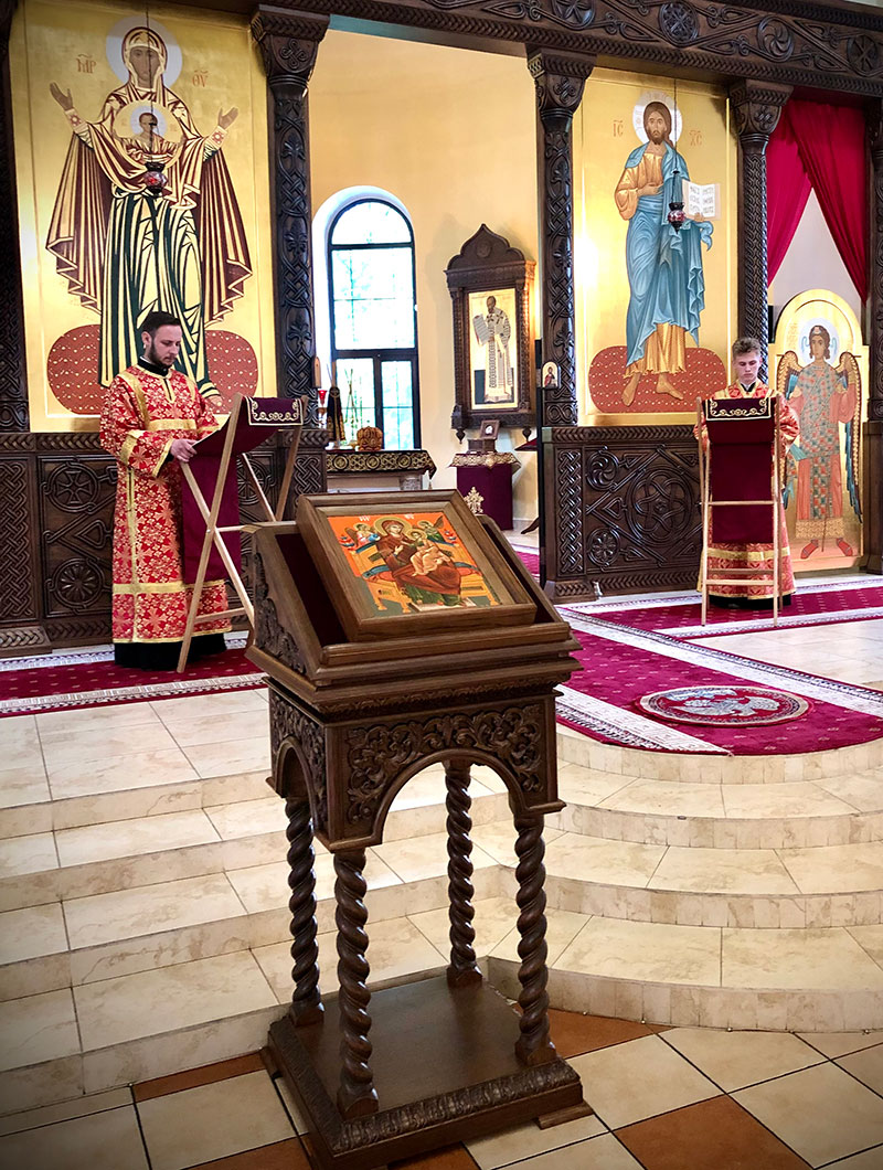 Епископ Серафим совершил всенощное бдение в Никольском кафедральном соборе г. Бобруйска