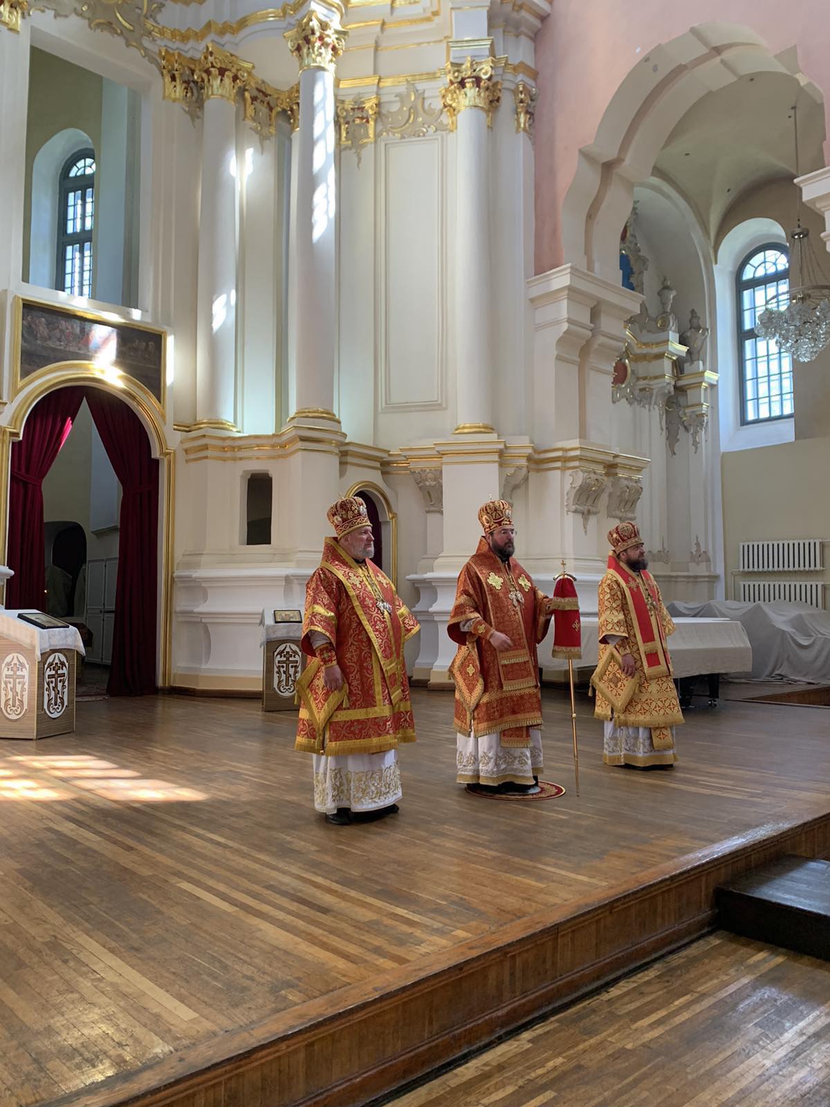 В день памяти преподобной Евфросинии Полоцкой епископ Серафим совершил Божественную литургию в Софийском соборе города Полоцка