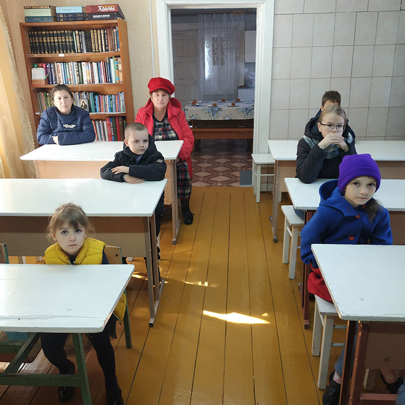Начались занятия в воскресной школе Благовещенского храма г. Кличева