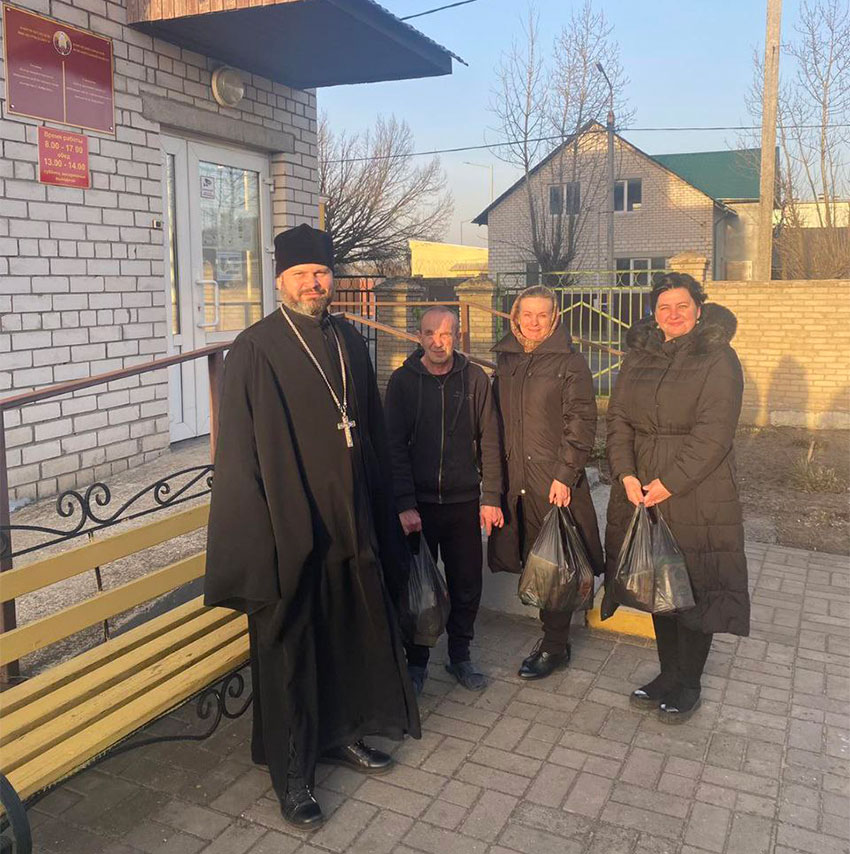 В преддверии Дня бездомного человека в Бобруйской епархии проходят благотворительные акции