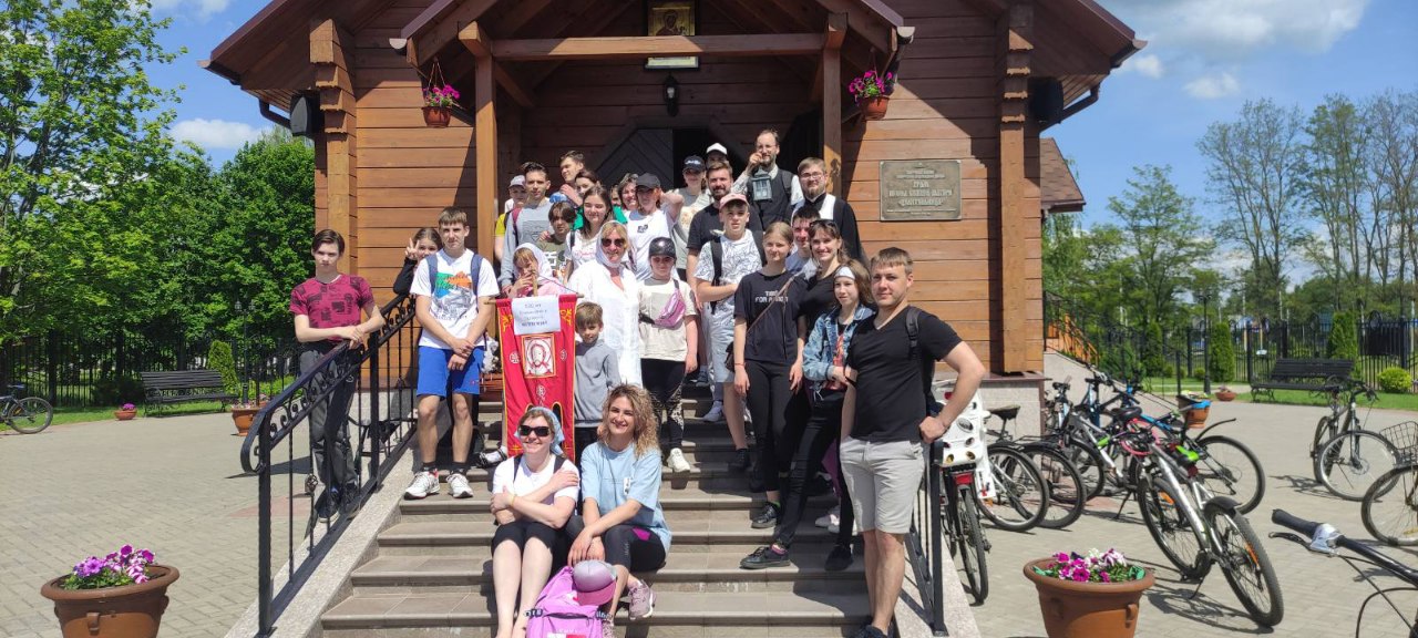 Молодёжь совершила паломничество по храмам Бобруйска на велосипедах
