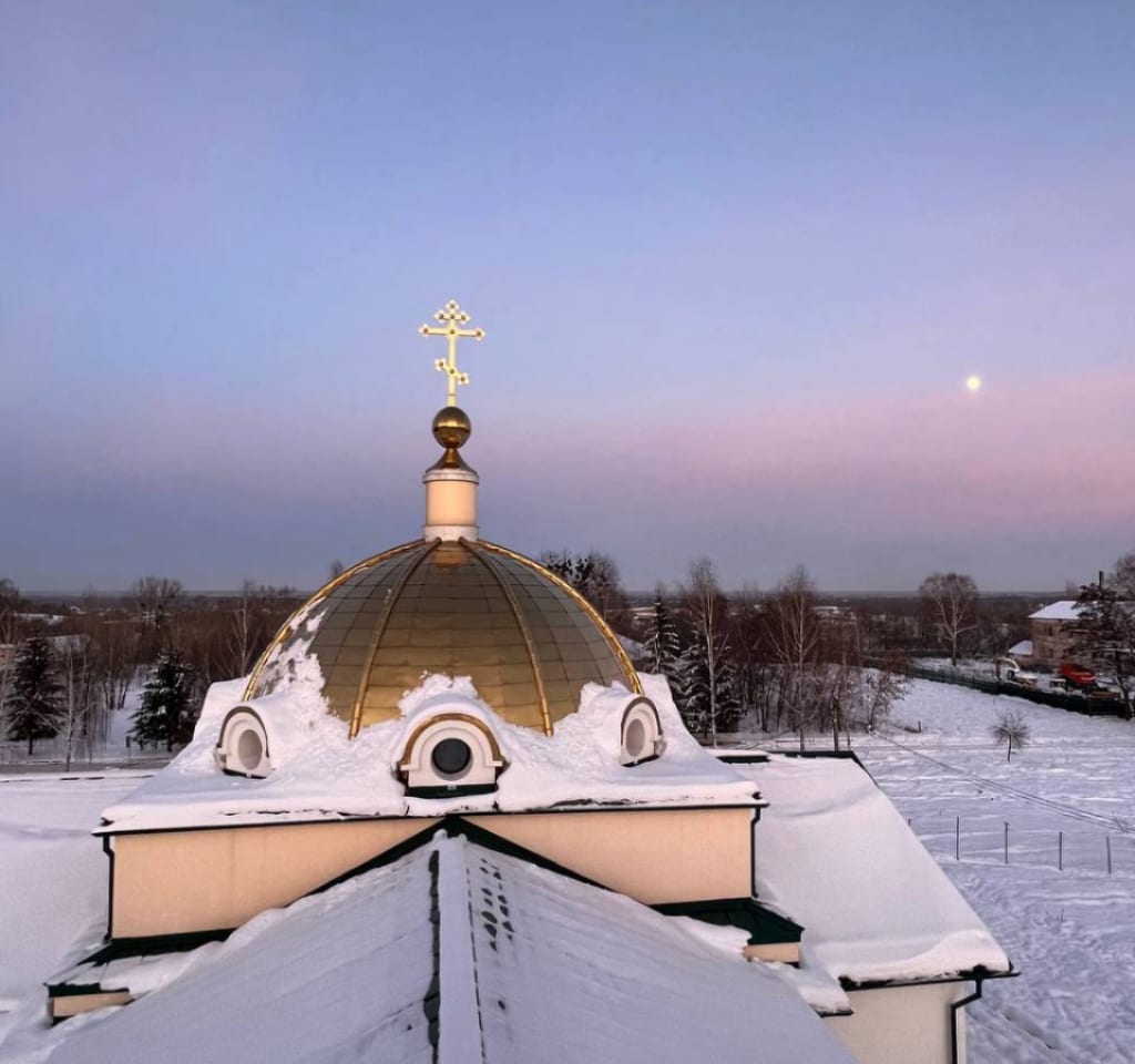 В Невском соборе женского монастыря святых Жен-Мироносиц Бобруйска состоялся престольный праздник