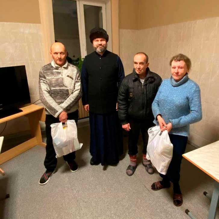 Протоиерей Виктор Смычник посетил Центр временного пребывания города Бобруйска