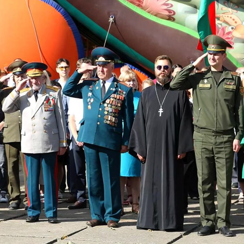 Иерей Сергий Гриняк принял участие в торжествах, посвященных Дню танкиста