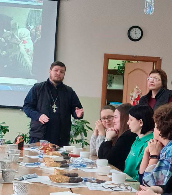 Состоялась встреча настоятеля Покровского храма г. Бобруйска иерея Алексея Полякова с педагогами