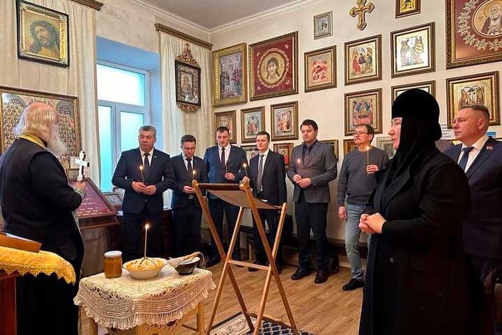 Делегация из Могилева и Смоленска посетила женский монастырь Святых Жен-Мироносиц г. Бобруйска