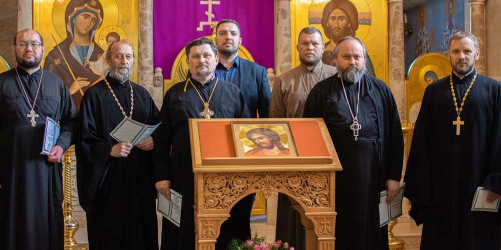 Игумен Максим (Юндил) получил удостоверение о завершении обучения на курсах повышения квалификации для священнослужителей Белорусской Православной Церкви