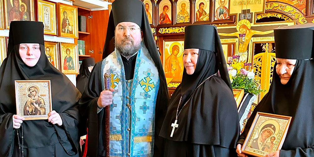 Епископ Серафим совершил иноческий постриг в женском монастыре Святых Жен-Мироносиц г. Бобруйска
