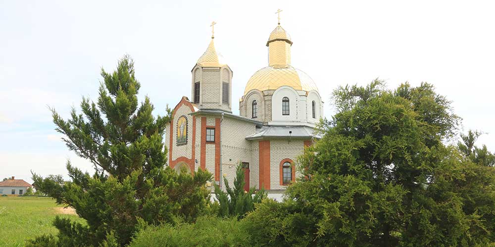 Епископ Серафим возглавил Божественную литургию в Никольском храме аг. Свислочь Осиповичского района