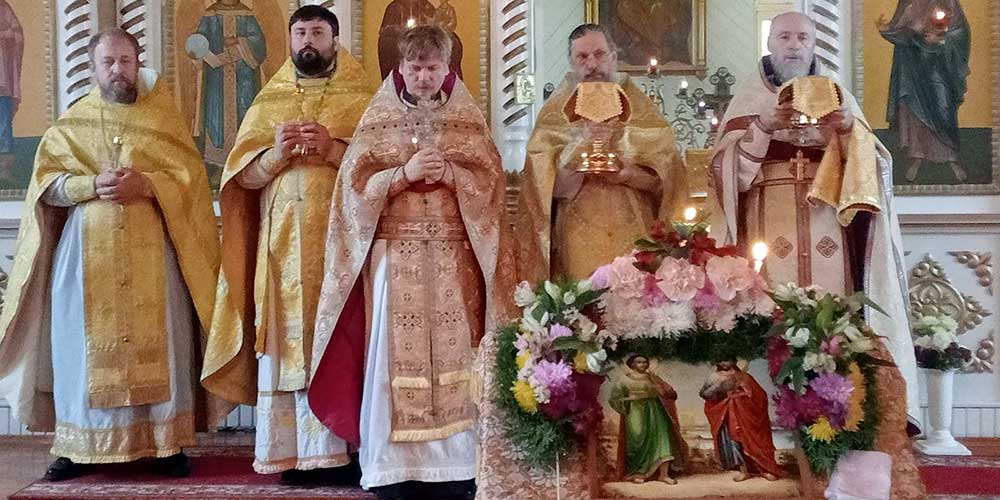 Храм святых бессеребреников Космы и Дамиана д. Любоничи отметил престольный праздник