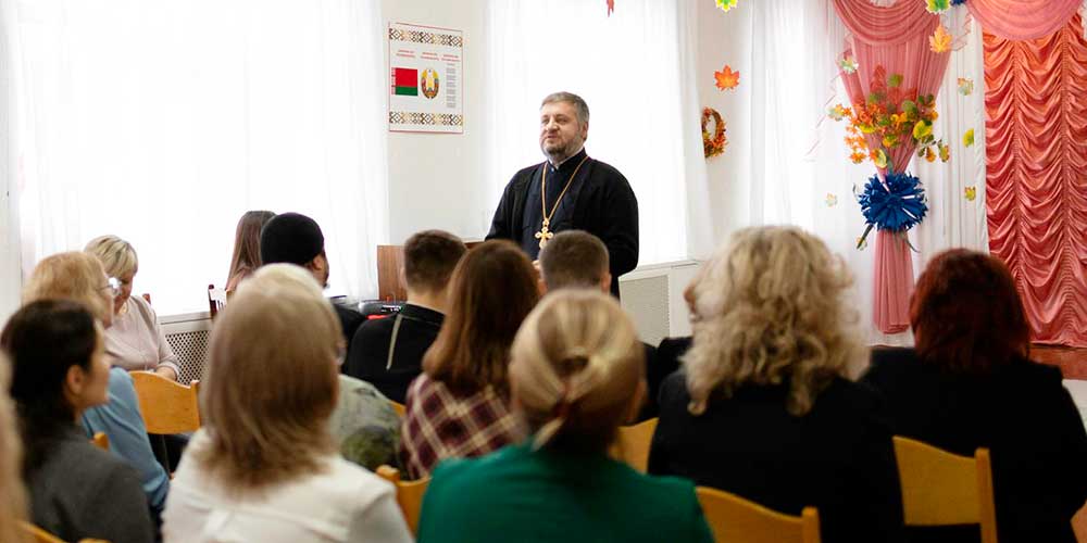 Секция «Церковь и общество: взаимодействие в вопросах духовного и патриотического воспитания детей и молодежи» XI Образовательных Чтений
