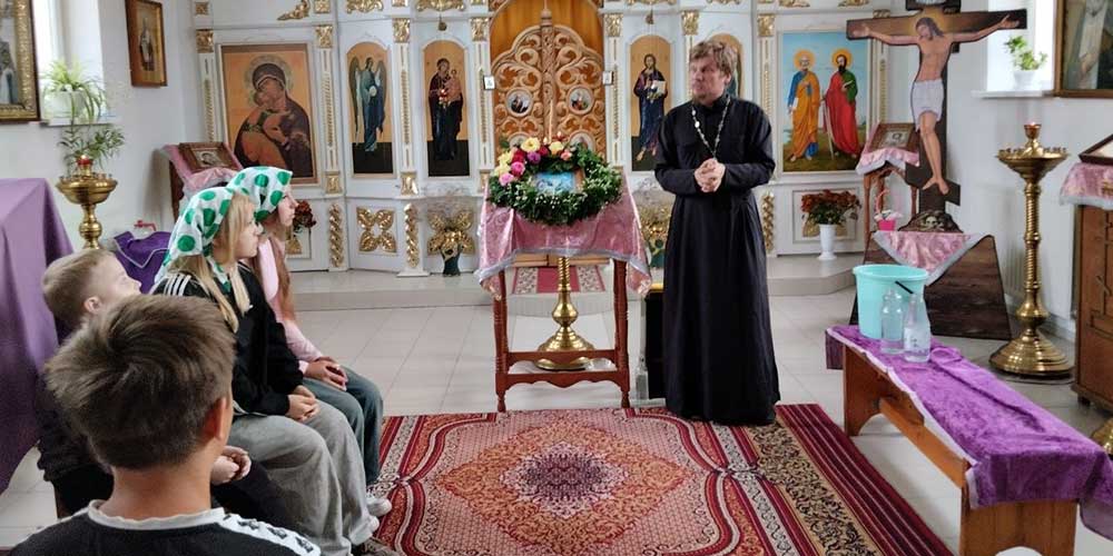 Дети посетили храм святых апостолов Петра и Павла в агрогородке Бацевичи